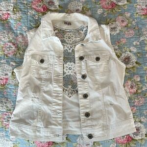 White, Mudd vest. Size XS.